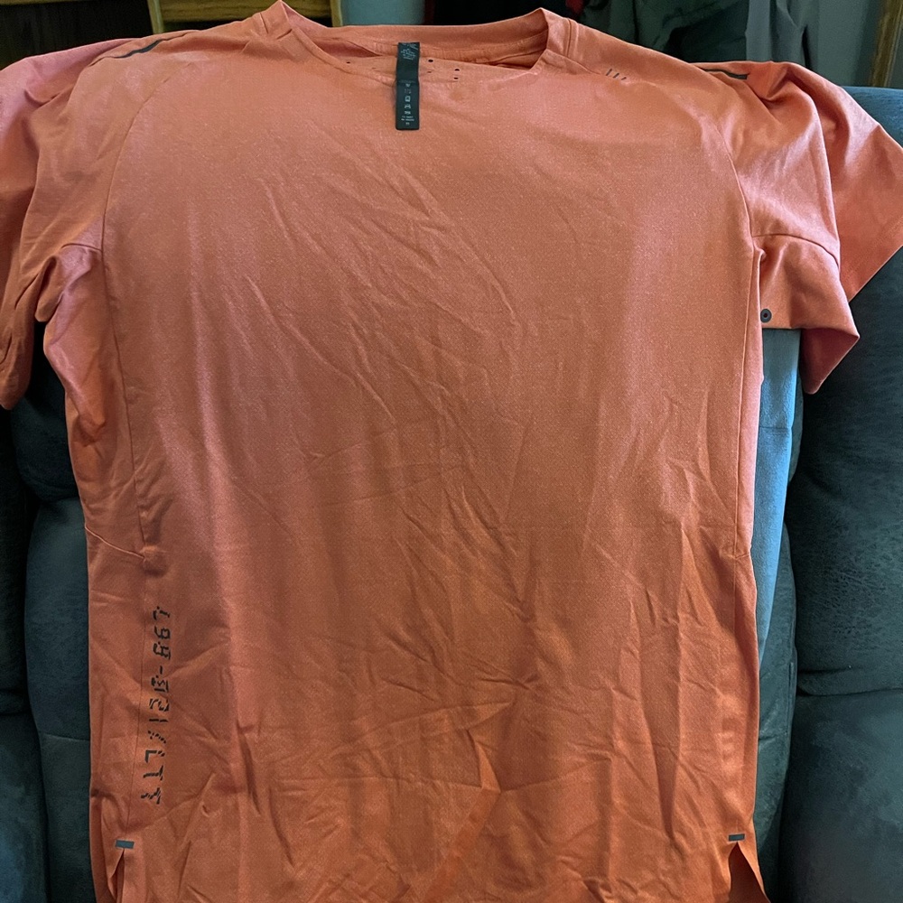 Lululemon T
